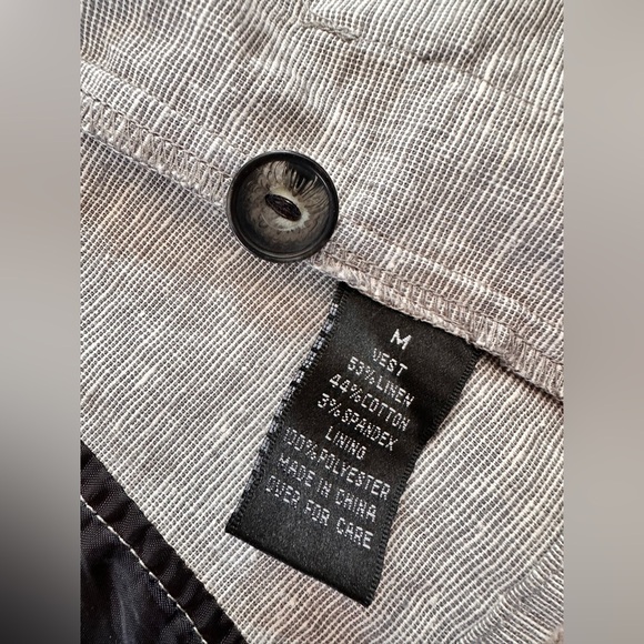 Vintage Red Puff Short Sleeve Button Down Shirt & Grey V-neck Button Down Vest - Picture 14 of 16